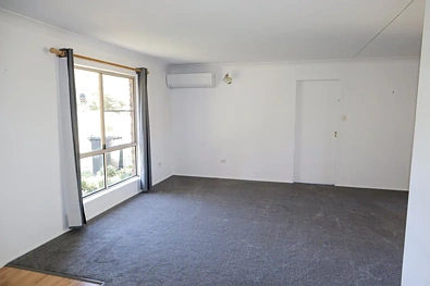 55 Hoult Street, Stanthorpe, QLD 4380, 3 phòng ngủ, 1 phòng tắm, House