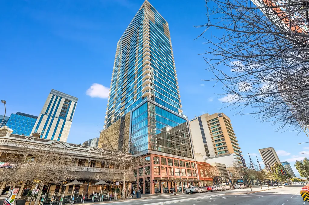 Adelaide 1Zimmer Elevated CBD Living with Spectacular City Views | Victoria Tower