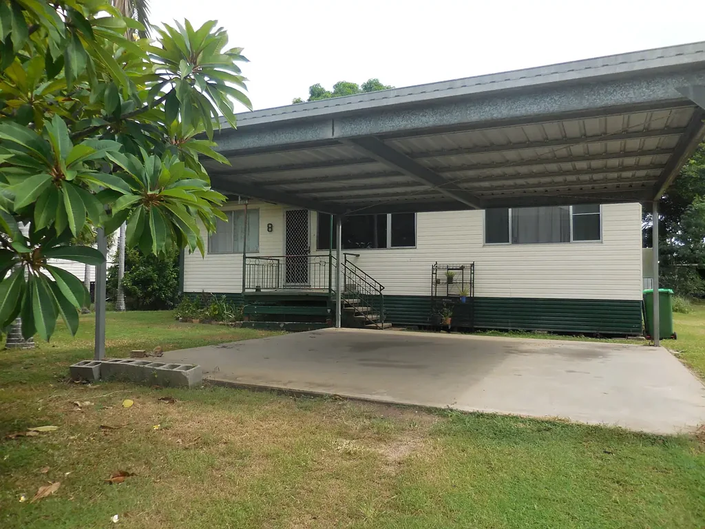 Giru 3ห้องนอน Low Set Family Home