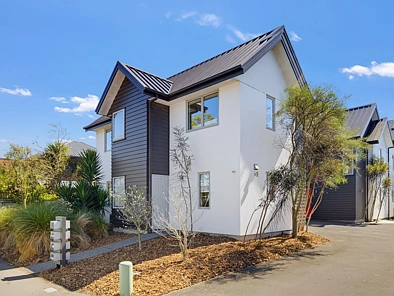 Christchurch Central 3कमरा Connected FREEHOLD Living- Room to Unwind+ GARAGE