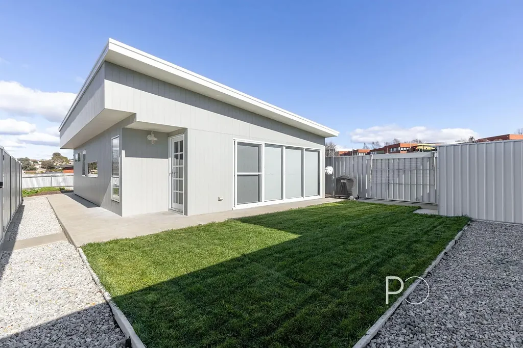 Devonport 2कमरा MODERN APPEAL WITH SMART RETURNS