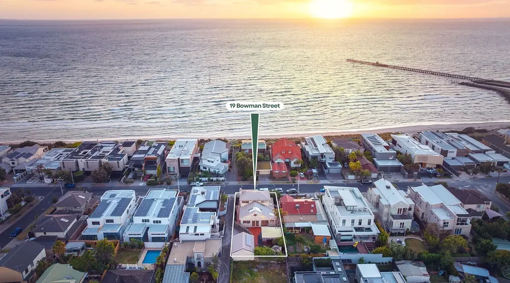Aspendale 4ਬੈੱਡਰੂਮ Prized Aspendale beach location