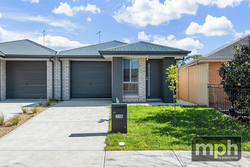 3 Bedroom Modern Home!