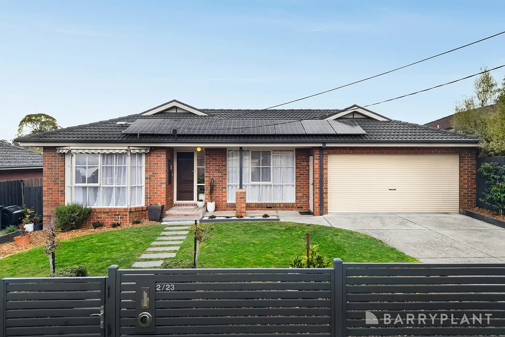 2/23 Alamein Avenue, Croydon, VIC 3136