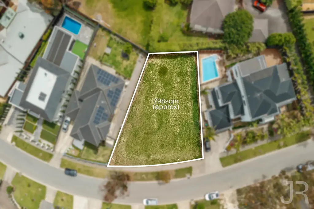 42 Leemak Crescent, Berwick, VIC 3806