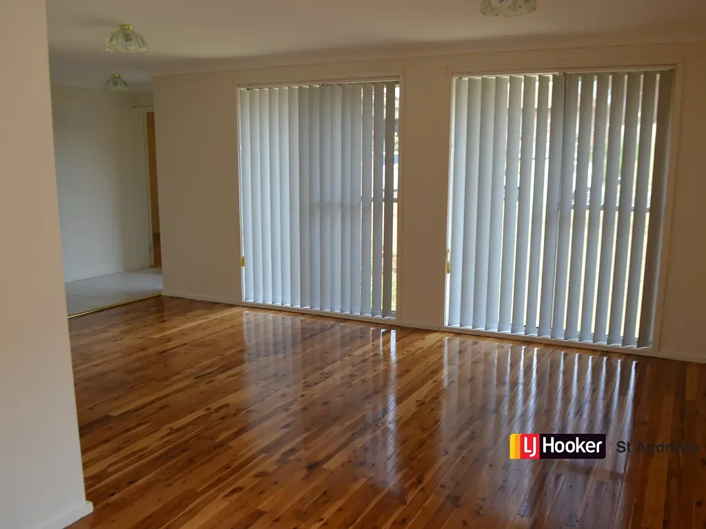 3 Bedroom Family Home In Minto