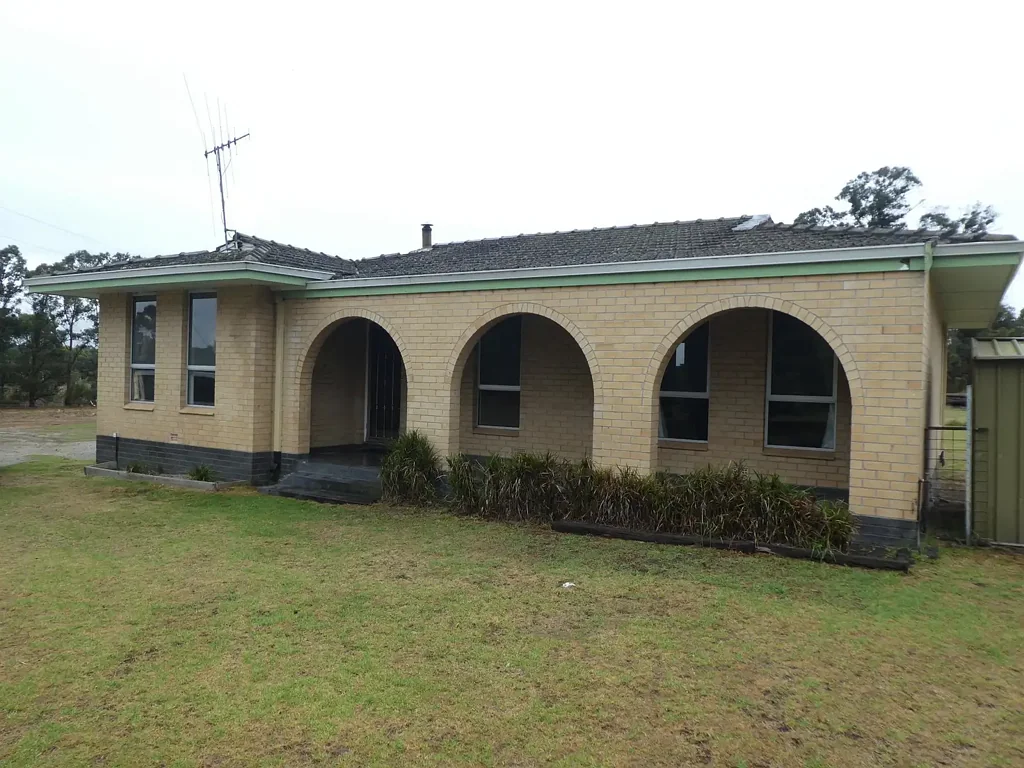 Albany Highway Frontage