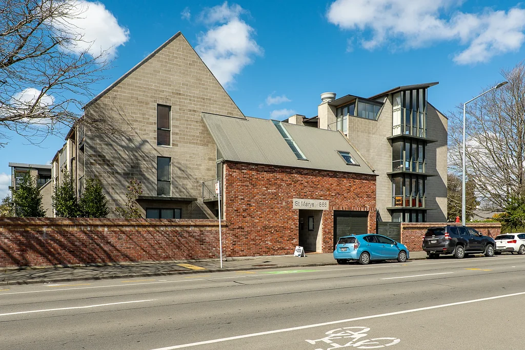 Christchurch Central 1Kwarto Masterful Urban Living in a Heritage Icon