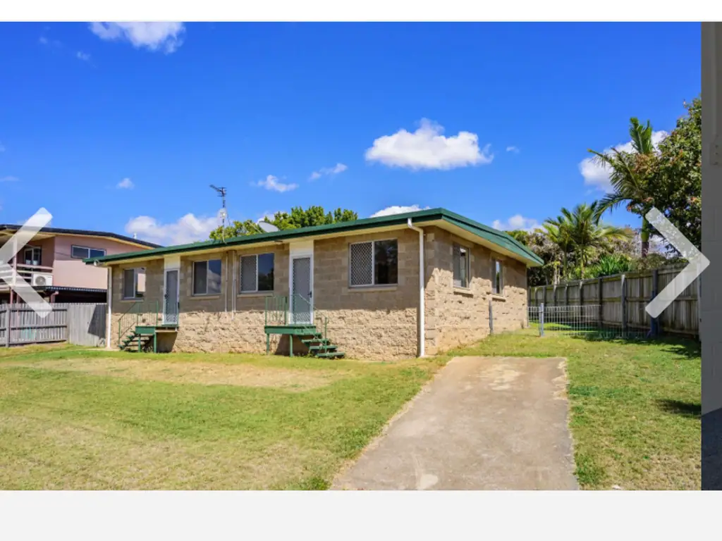 Clinton 4 Bedroom Investment alert.
2 Duplexes! No body corporate.