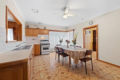 93 Third Avenue, Altona North, VIC 3025, 3房, 1浴, House