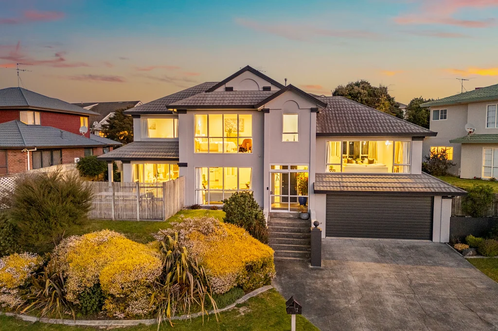 12 Lanyon Place, Whitby, Porirua, Wellington