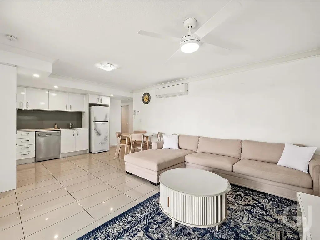 Wooloowin 2Moenga Boutique Apartment with an Oversized Entertaining Balcony