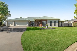 27 Banksdale Drive, Middle Ridge