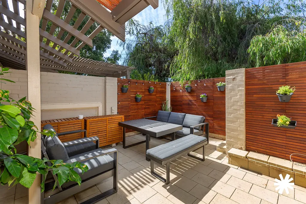 4/25 Eric Street, Como, WA 6152