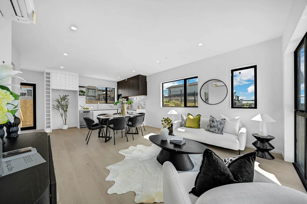 Hobsonville 4房  Quality family home with seaview from $1m