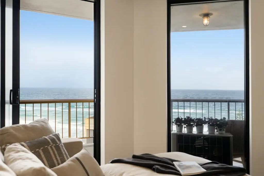 Main Beach 2Habitaciones A Rare Offering. A Complete Reinvention.