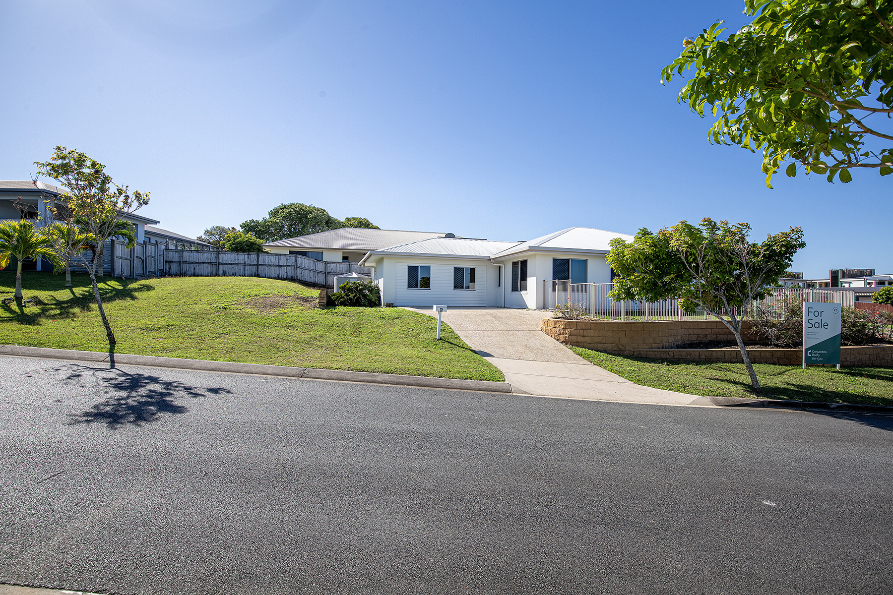 2 BENSARA CR, BEACONSFIELD QLD 4740, 0 ห้องนอน, 0 ห้องน้ำ, House