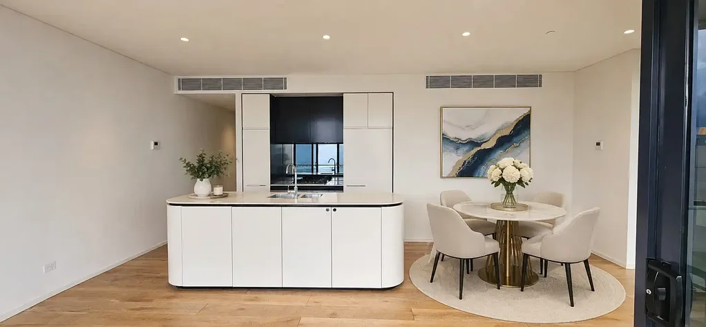 Modern Residence Located Conveniently Close Amenities And Bondi Beach