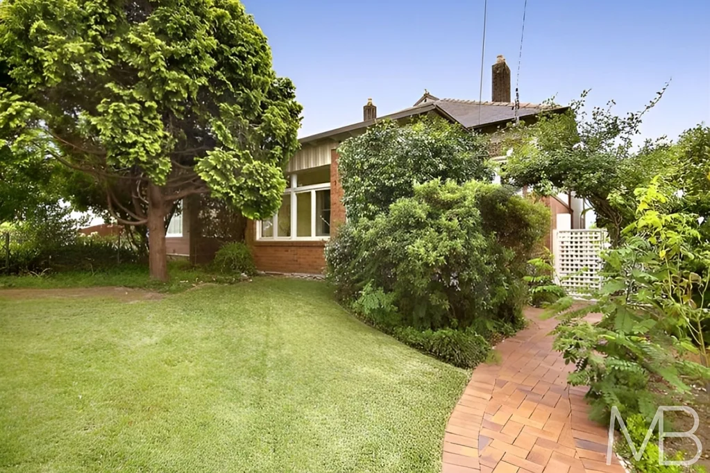Family Home In Prime Chatswood Location