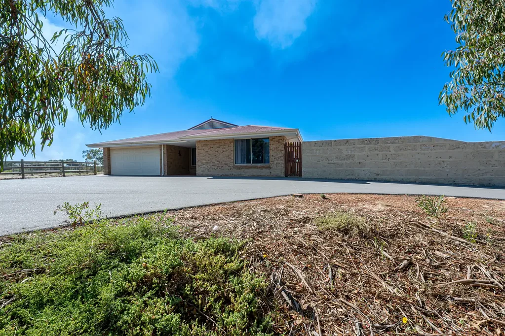 Springfield 4房  Exceptional Lifestyle Property with Endless Potential - Price Reduction