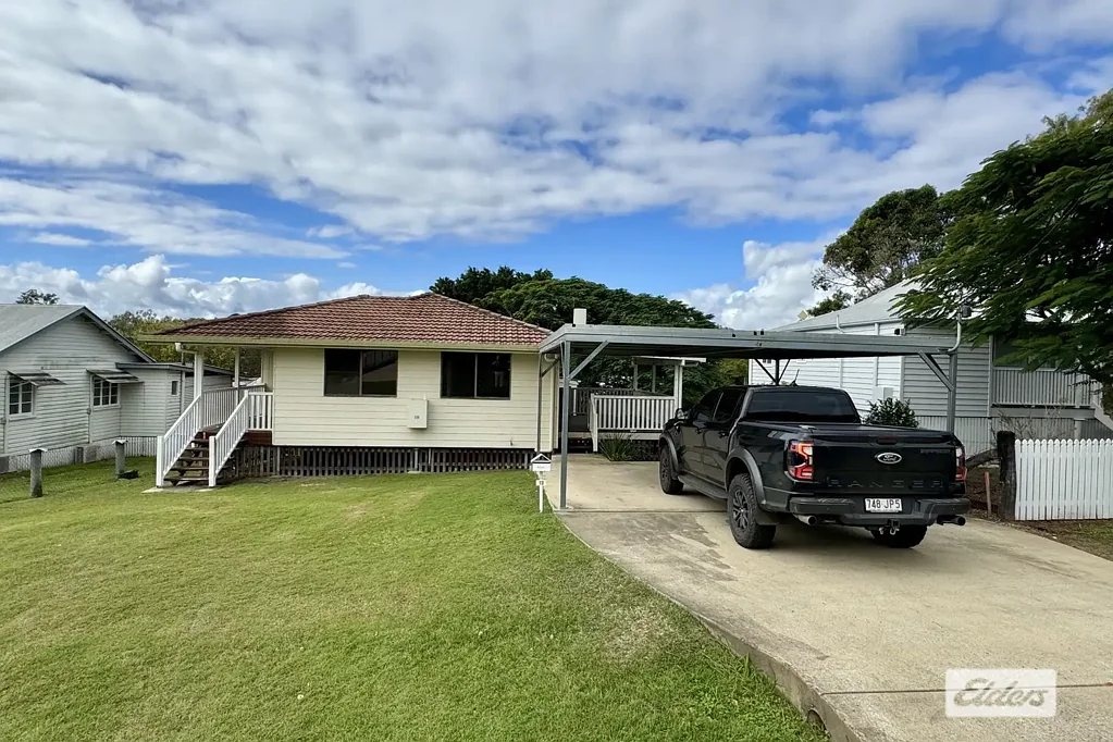 Toogoolawah 3房 宽敞854平米地块 侧边通道便利 三卧带套间 开放式厨餐区 抛光木地板 全年舒适空调 停车改造灵活 Gorgeous Cottage on a large block