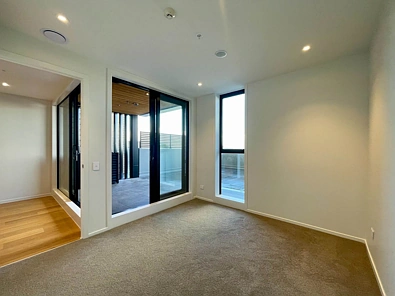 Nearly New Apartment - 1 bedroom, 1 study and ...