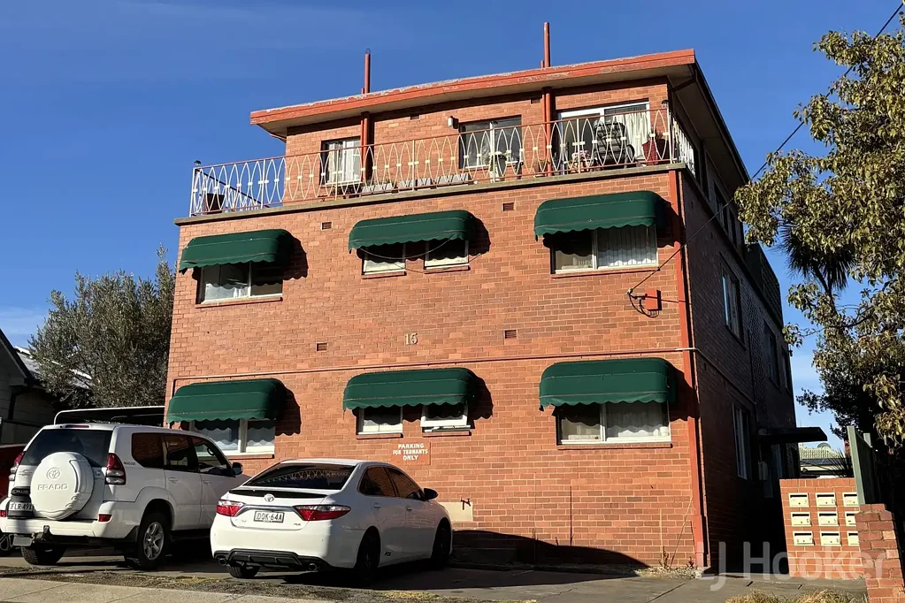 Neat & Convenient Bedsit – Close to Queanbeyan CBD