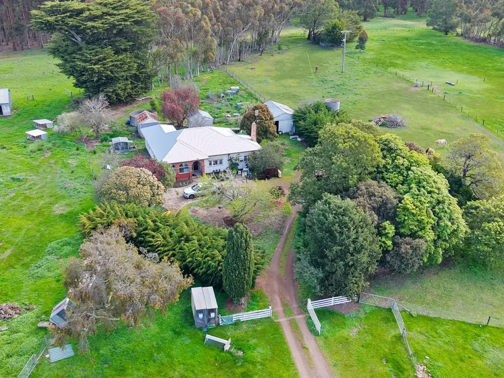 Macarthur 3 Slaapkamer HOUSE ON 42 ACRES
