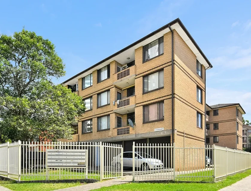 2/117 Castlereagh Street, Liverpool, South Western Suburbs, 2房, 1浴, Apartment
