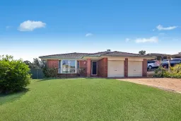 3 HIBBARD CL, Boambee East