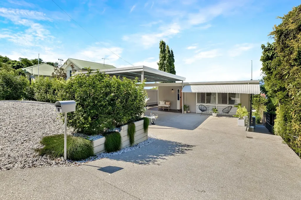 Aeroglen 3 Bedroom Elevated Queenslander with retro soul & modern lifestyle appeal