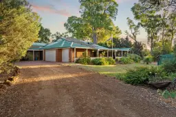 13 Marginata Parade, Jarrahdale