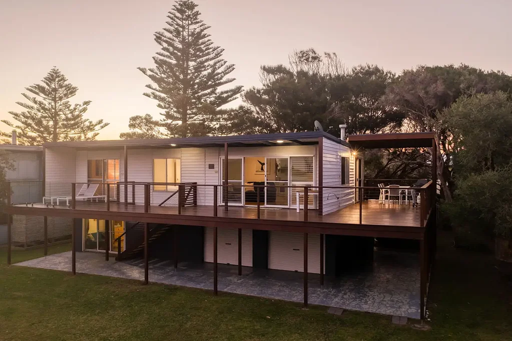 Bawley Point 3 Bedroom Your Dream Beach House Awaits – Renovate or Rebuild!