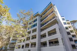 23/134 Mounts Bay Road, Perth