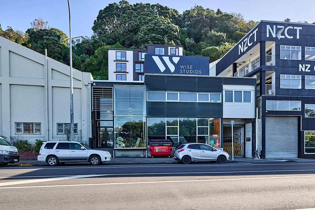 Thorndon Character premises with profile