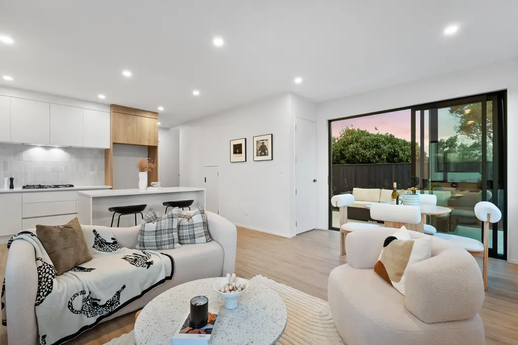 Mairangi Bay 4Kwarto Brand New Standalone Home - Triple School Zone!