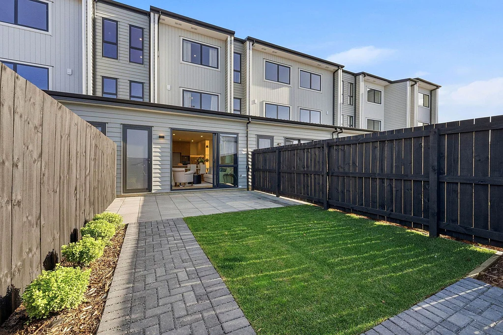 Karaka 5房  157 Bremner Road, Drury  Lots 5, 6 & 7 Available
