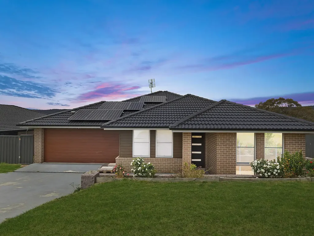 27 James O'Donnell Drive, Lithgow, NSW 2790