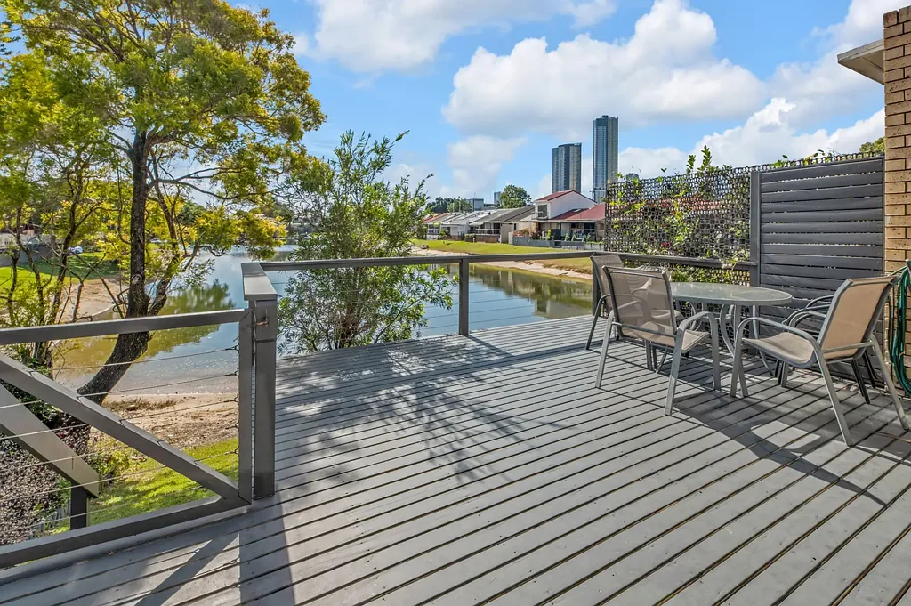 Mermaid Waters 3 Bedroom SOLD PRIOR TO AUCTION!!