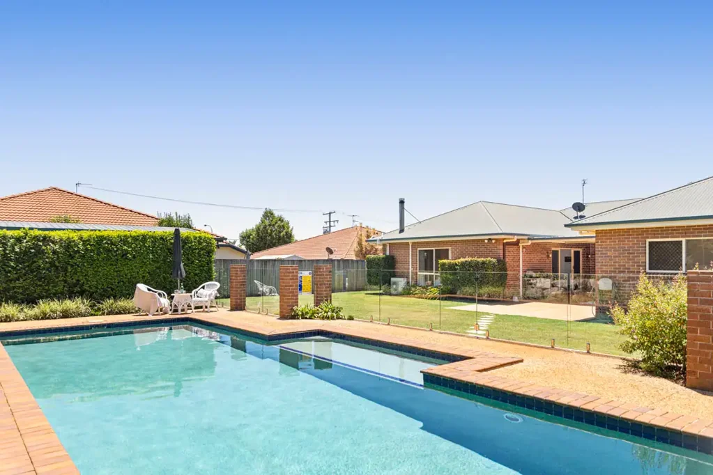12 Saint Andrews Court, Middle Ridge, QLD 4350