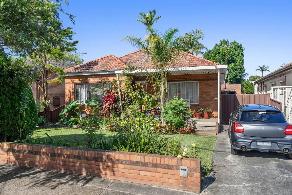 306 William Street, Kingsgrove, NSW 2208