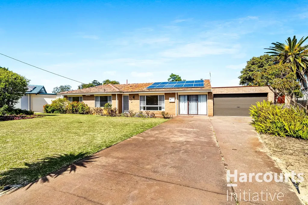 10 Dressler Way, Girrawheen, WA 6064