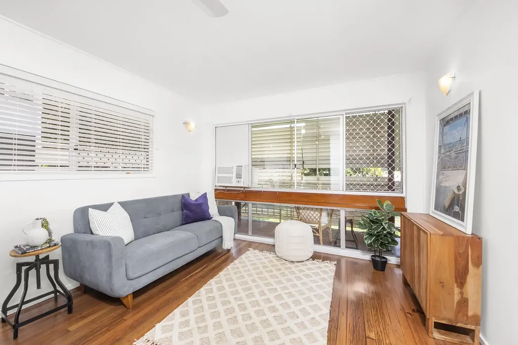 3 BEDROOM BEACH HOME