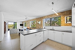 6/10 First Avenue, Coolum Beach