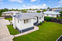 61 Archibald Road, Kelston