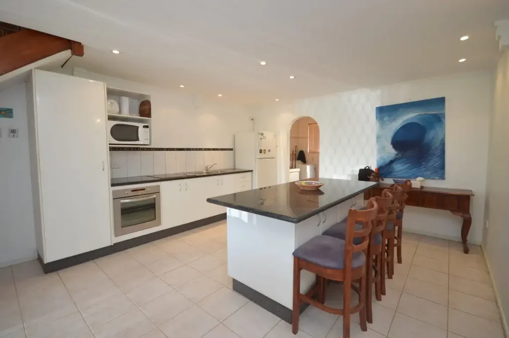 Lovely, Renovated, Modern Unit