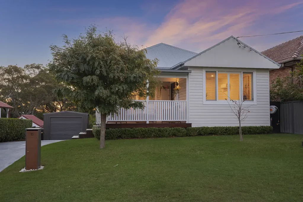 Cardiff 3 Bedroom Resort-Style Entertaining Living