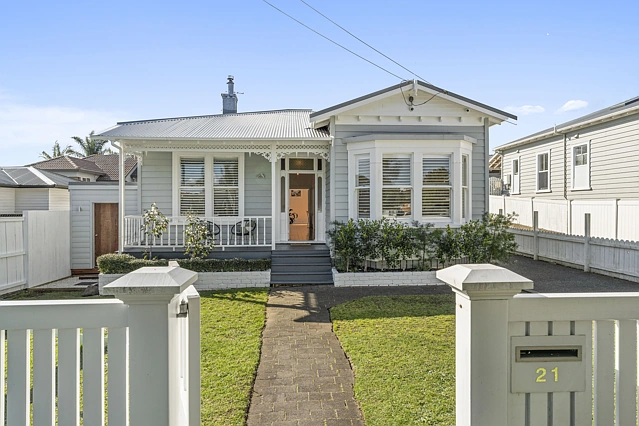 1/21 Foch Avenue, Three Kings, Auckland City
