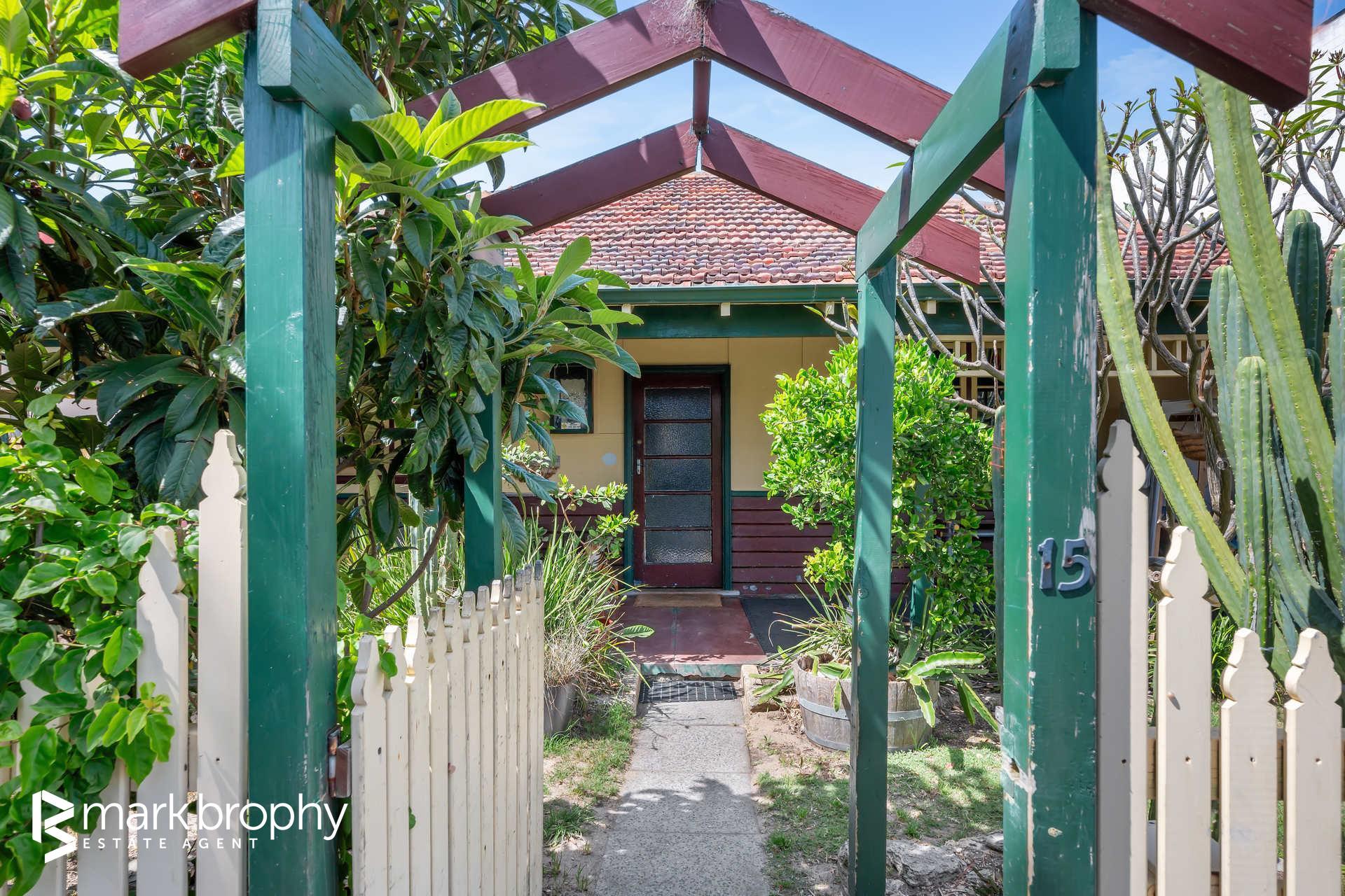 15 KING WILLIAM ST, SOUTH FREMANTLE WA 6162, 0房, 0浴, House