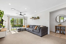 8 Calluna Place, Mountain Creek